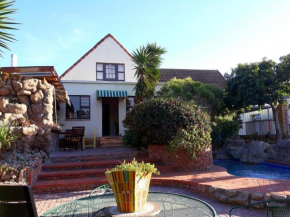 Гостиница Albert Road Garden Guest House  Порт-Элизабет